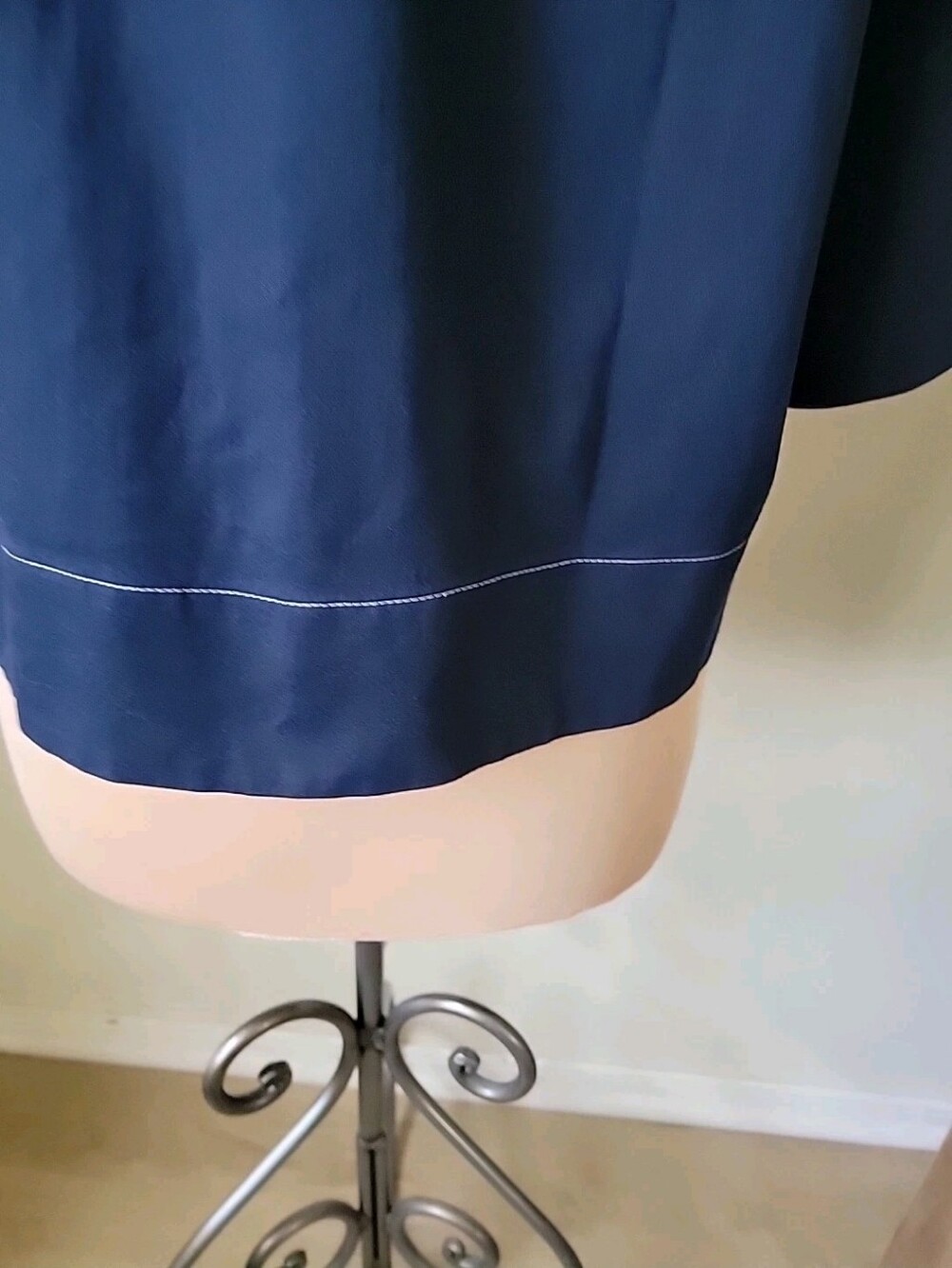 Chicos Blue Classic Navy Blue Short Sleeve BoxyTop - Picture 10 of 14